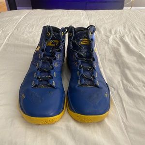 stephen currys Curry 2s “dub nation”